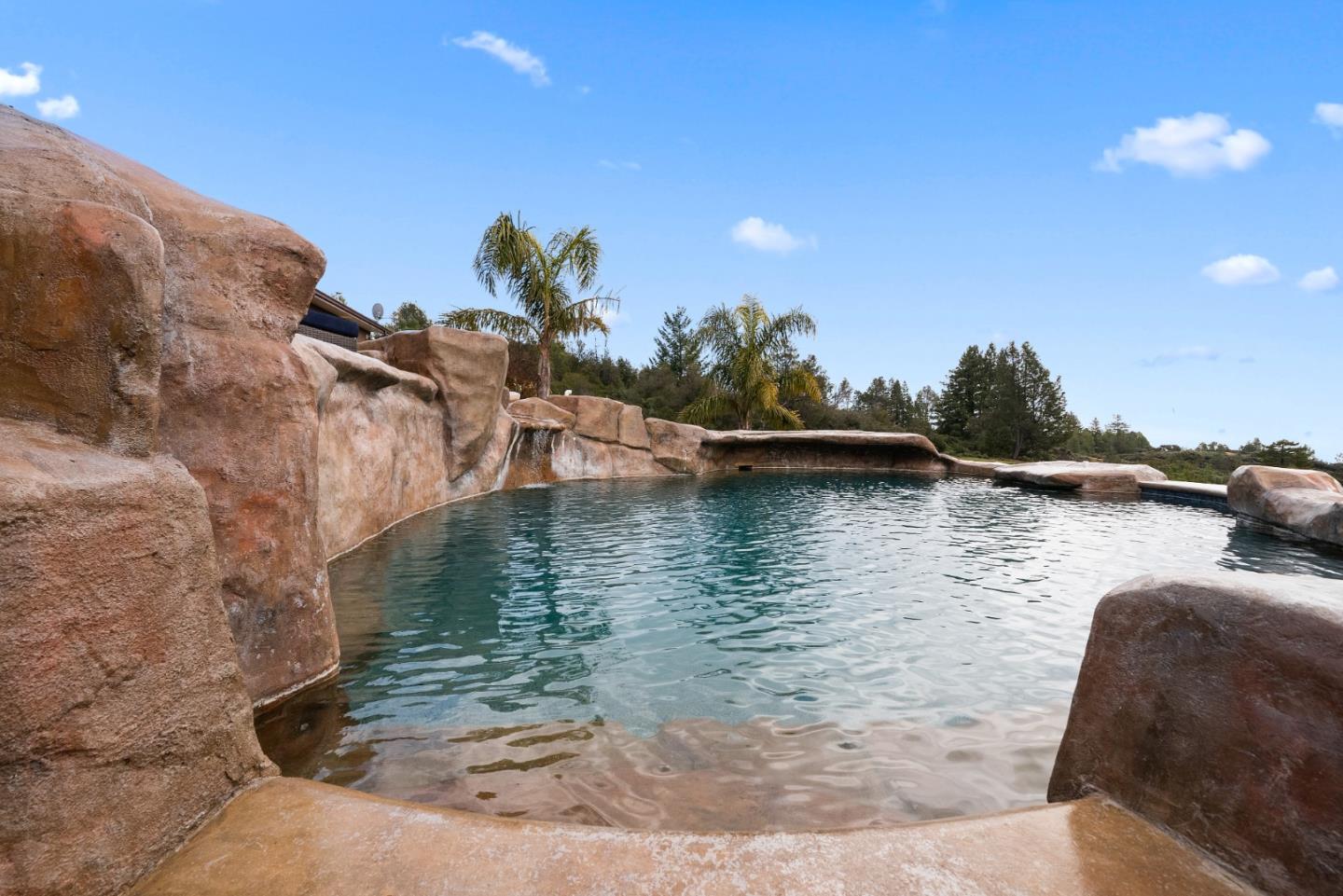 1061 Summit Road Watsonville, CA 95076 - Photo 11 of 92