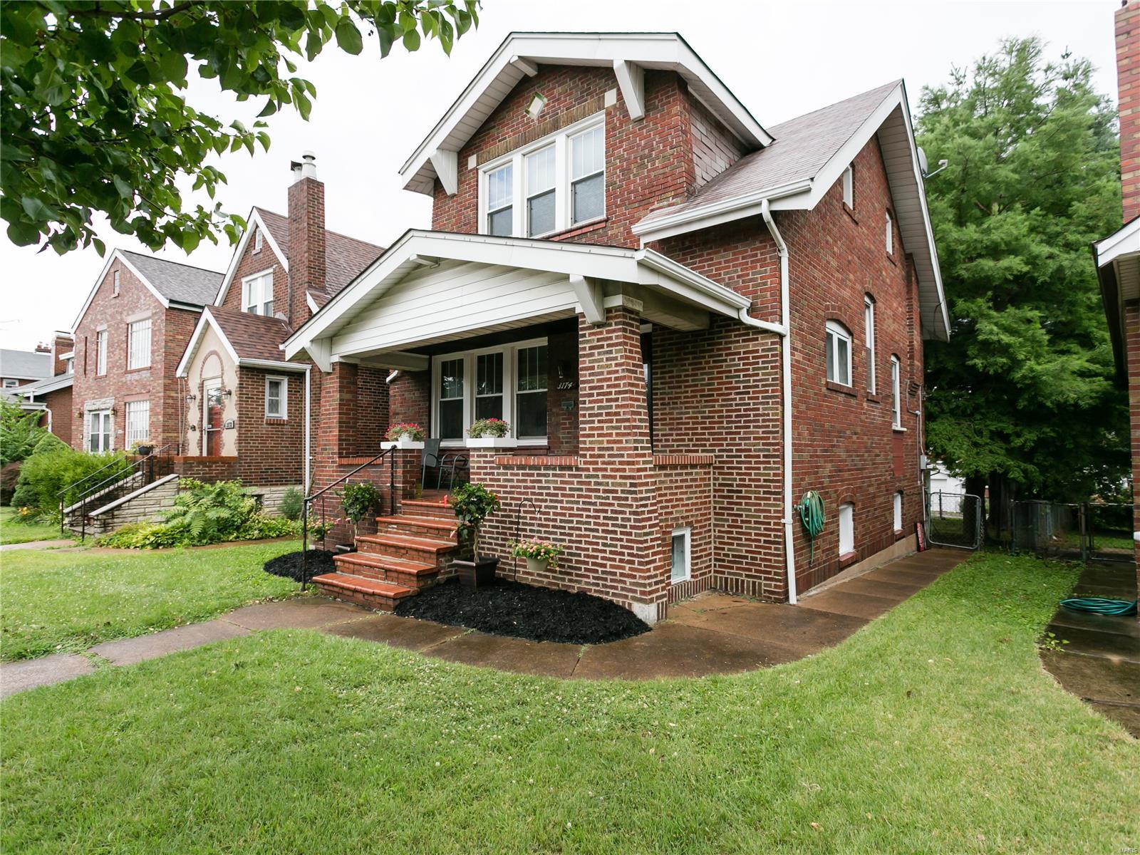 3174 Watson Road St. Louis, MO 63139 - Photo 2 of 29