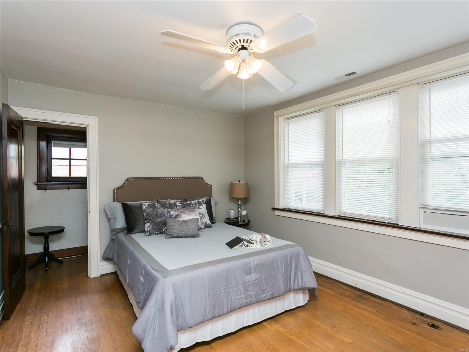 3174 Watson Road St. Louis, MO 63139 - Photo 14 of 29
