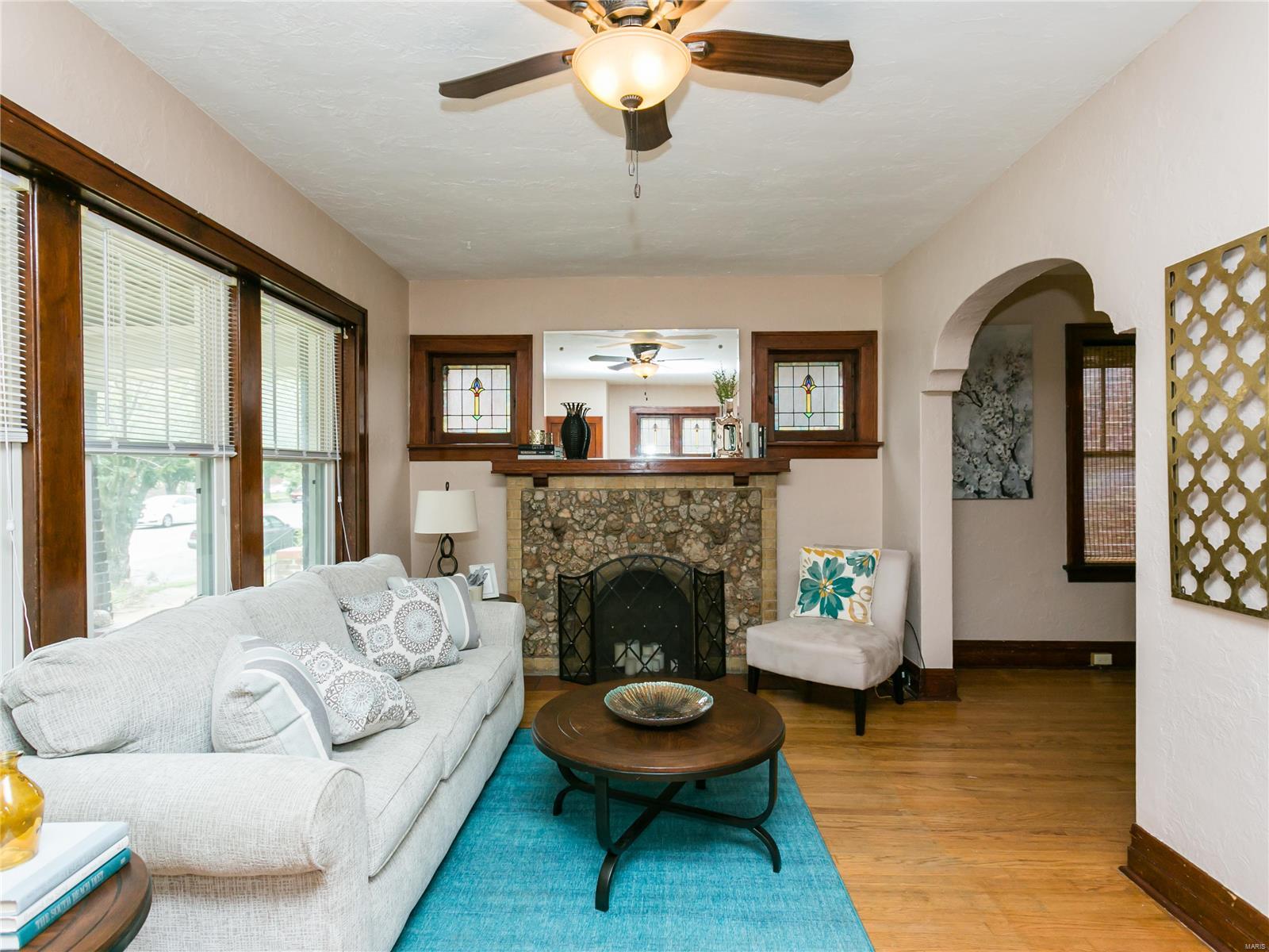 3174 Watson Road St. Louis, MO 63139 - Photo 4 of 29