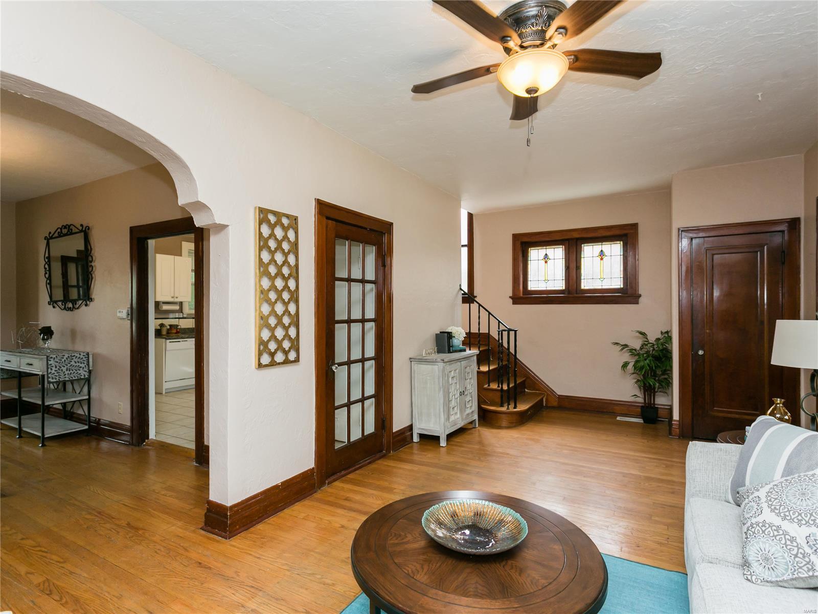 3174 Watson Road St. Louis, MO 63139 - Photo 5 of 29
