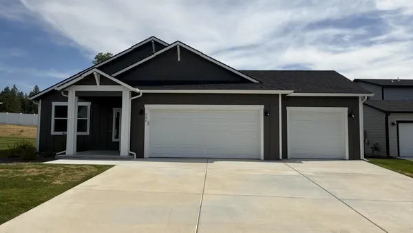 $464,900 | 706 East 4th Street, Deer Park, WA 99006
