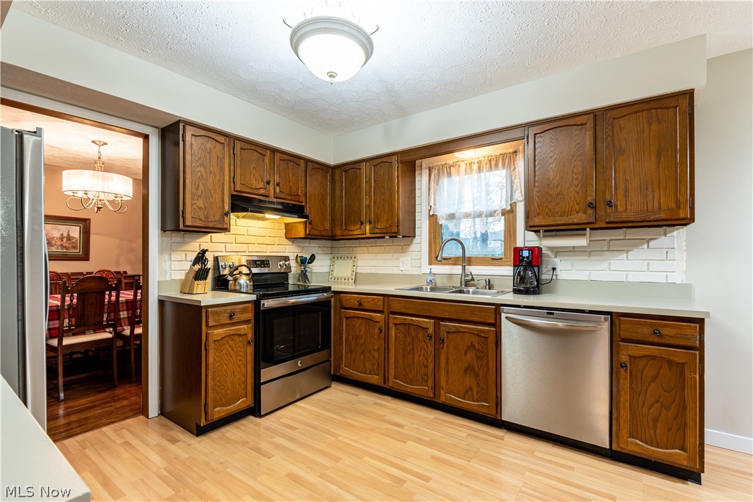 7045 Adkins Road Mentor, OH 44060 - Photo 7 of 35 Gallery Image 7