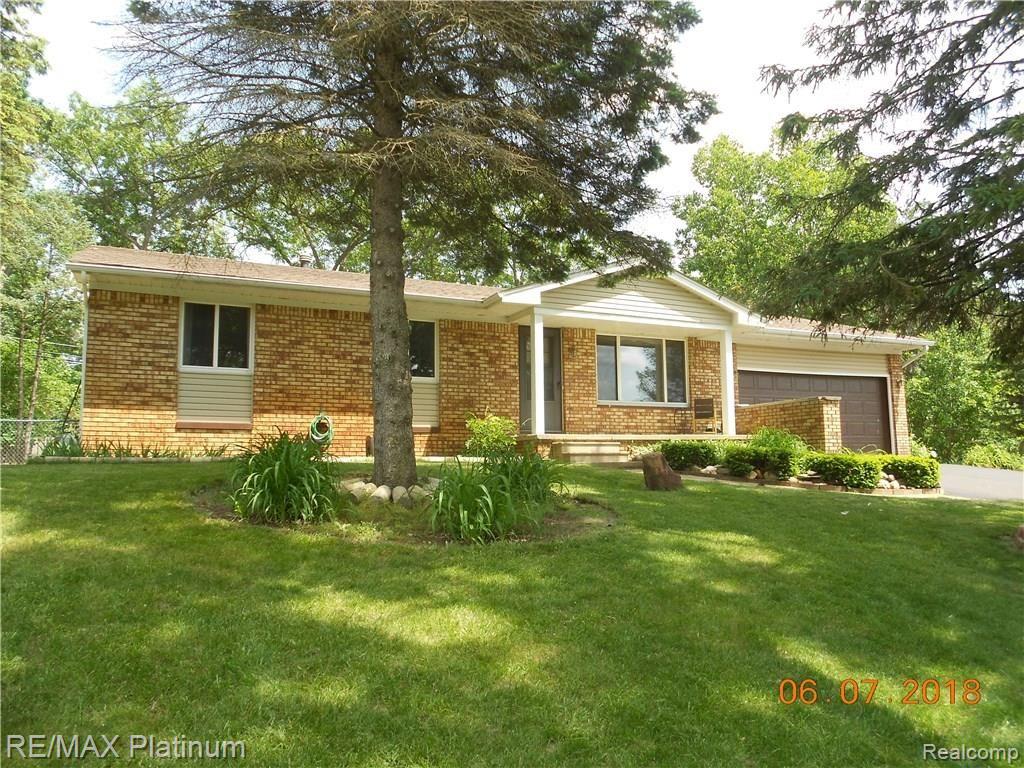 4000 Clifton Ridge Highland, MI 48357 - Photo 1 of 14 6-7-18 002.JPG