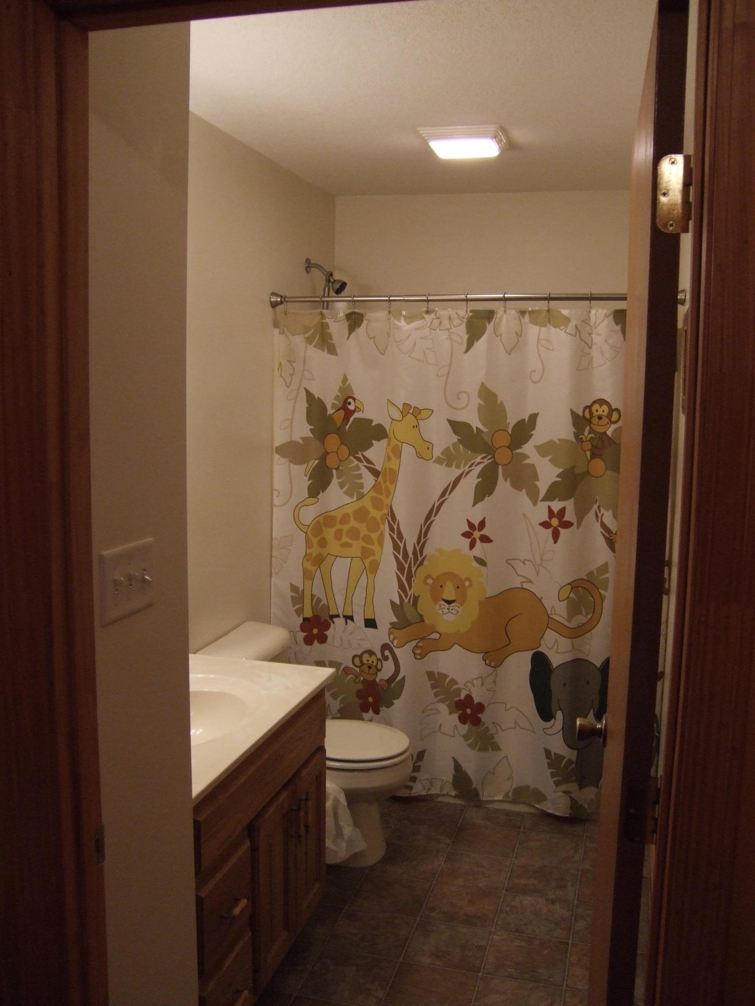 3301 Howell Road Mascot, TN 37806 - Photo 16 of 34 Full Bathroom