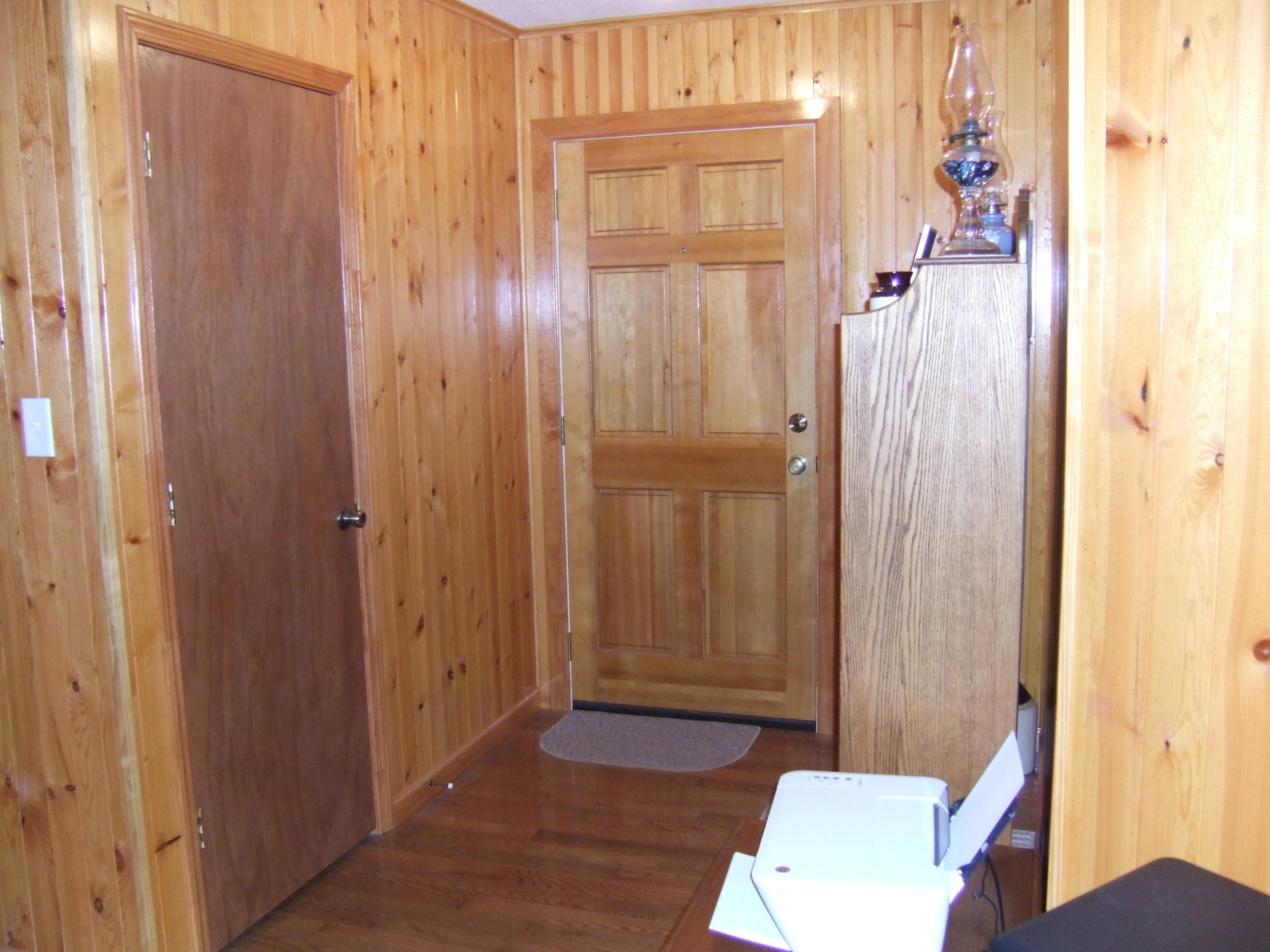3301 Howell Road Mascot, TN 37806 - Photo 9 of 34 Foyer