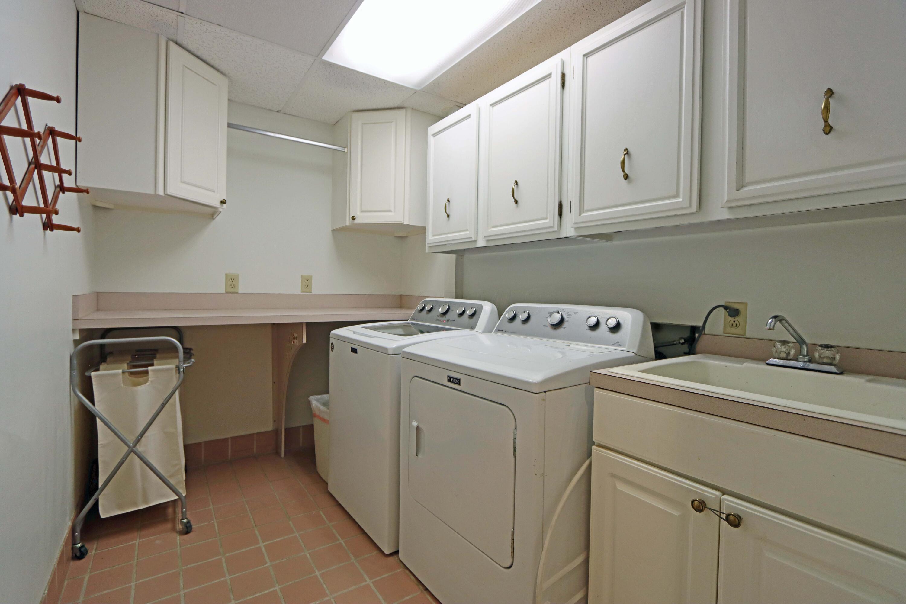 3969 Newhall Road Upper Arlington, OH 43220 - Photo 30 of 82 expanded 1st floor laundry with laundry chute.
