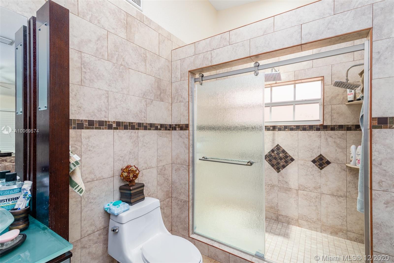 7412 West 29th Way Hialeah, FL 33018 - Photo 11 of 22
