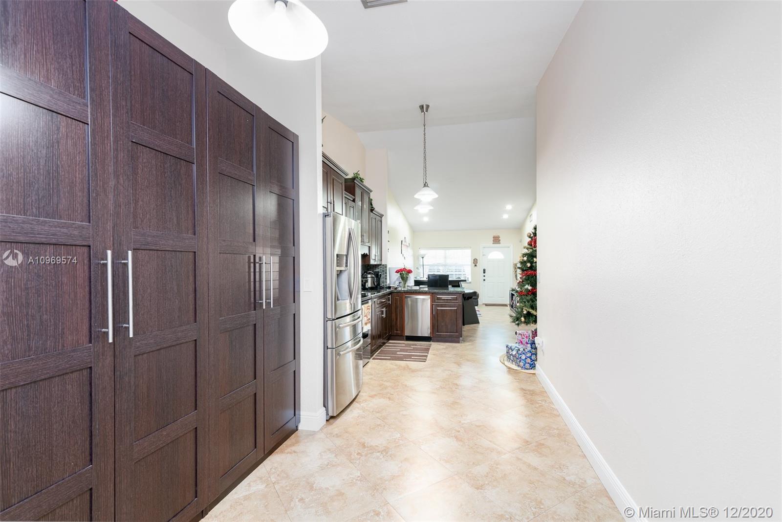 7412 West 29th Way Hialeah, FL 33018 - Photo 8 of 22