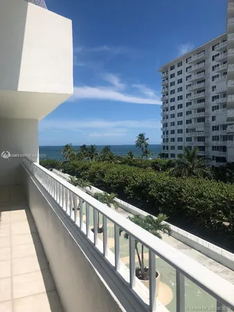 $5,600 | 199 Ocean Ln Drive, Unit 505, Key Biscayne, FL 33149