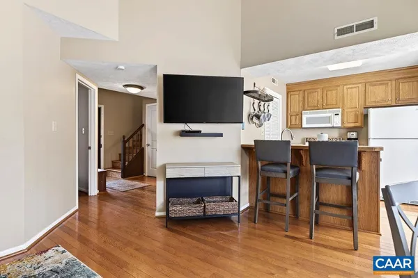 $255,000 | 745 Laurelwood, Unit 745, Roseland, VA 22967