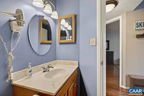 $255,000 | 745 Laurelwood, Unit 745, Roseland, VA 22967