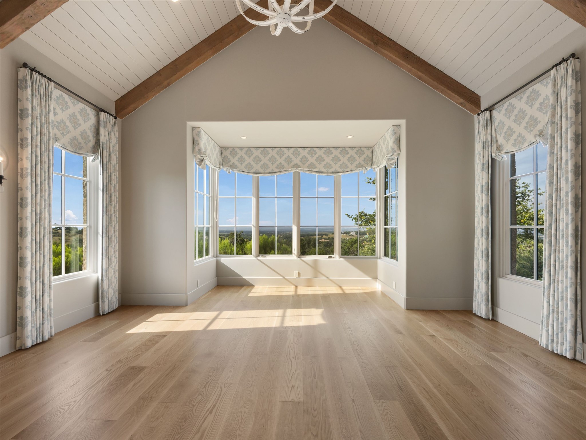 1691 Cool Water Ranch Road Fredericksburg, TX 78624 - Photo 19 of 40 Gallery Image 19