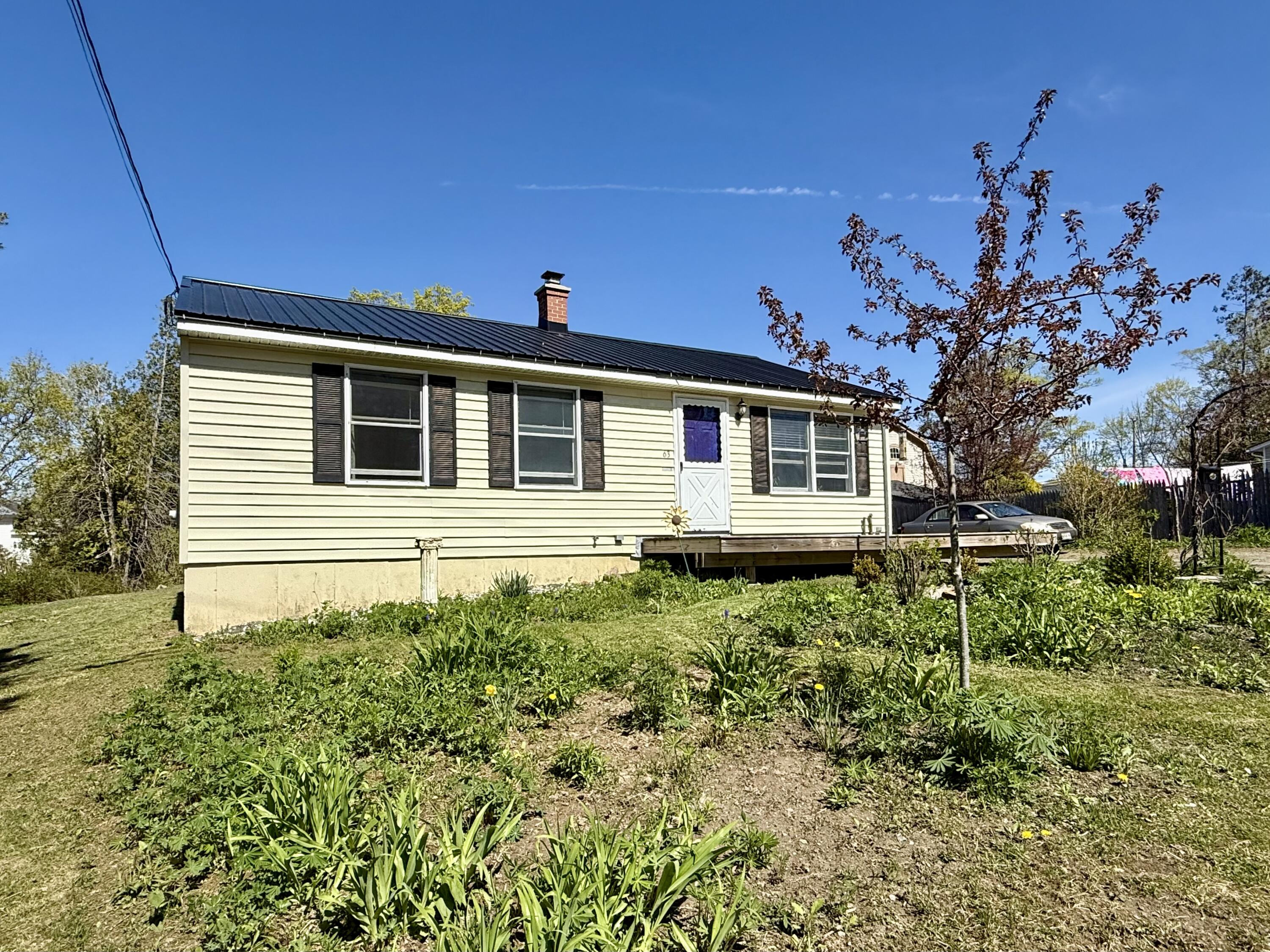 63 Spring Street Calais, ME 04619 - Photo 3 of 43 IMG_0921