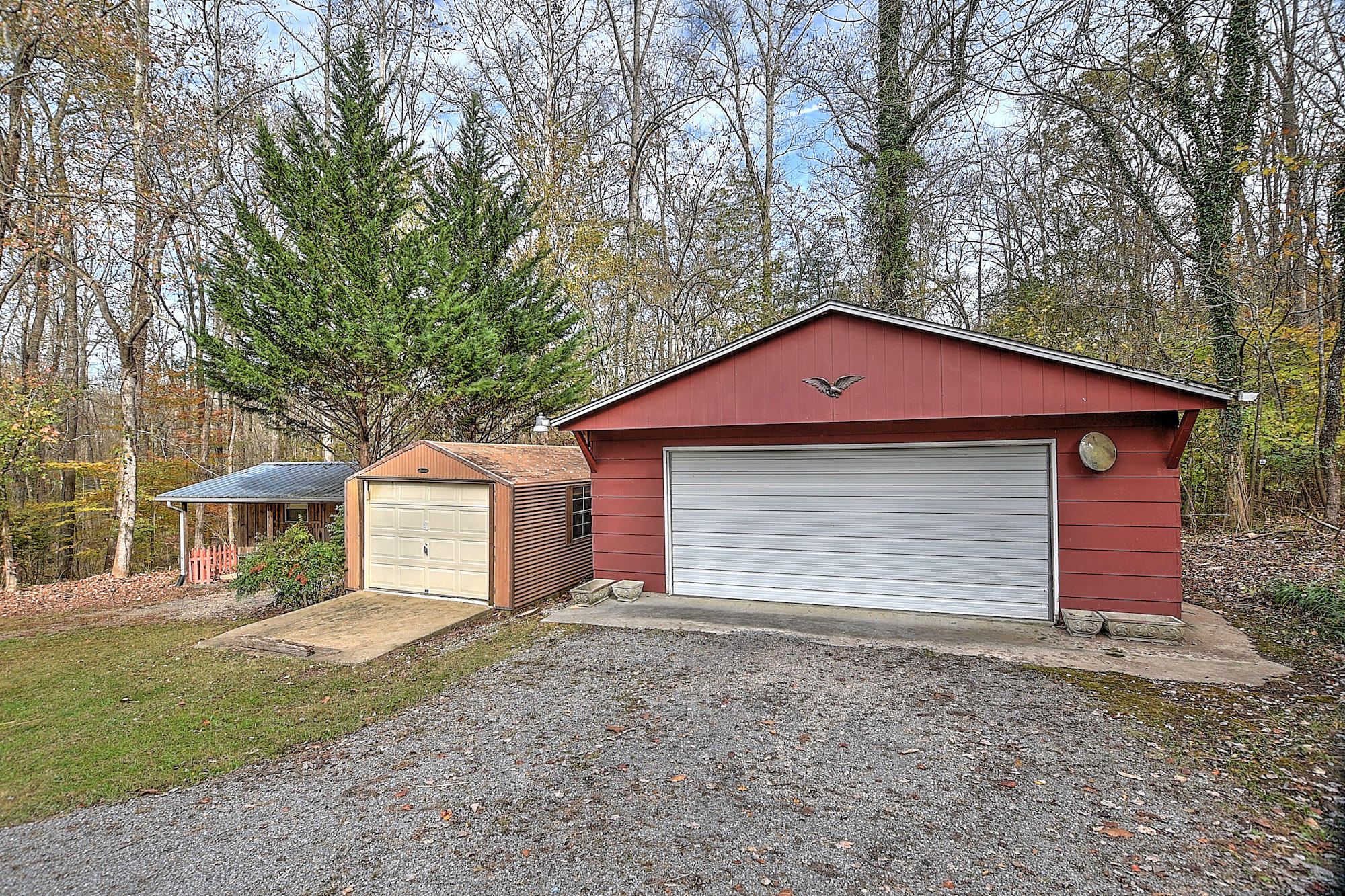 383 Tva Road South Bristol, TN 37620 - Photo 15 of 37 DETACHED GARAGE MAIN HOME