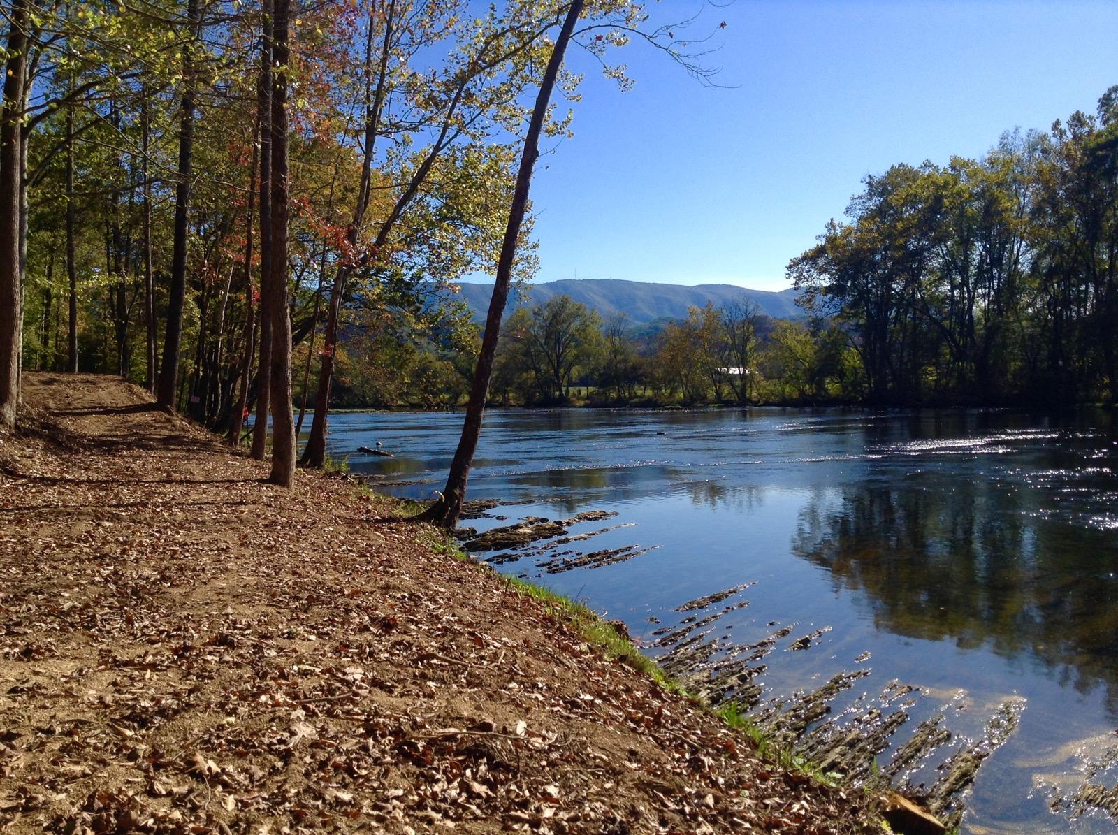 383 Tva Road South Bristol, TN 37620 - Photo 30 of 37 Retreat
