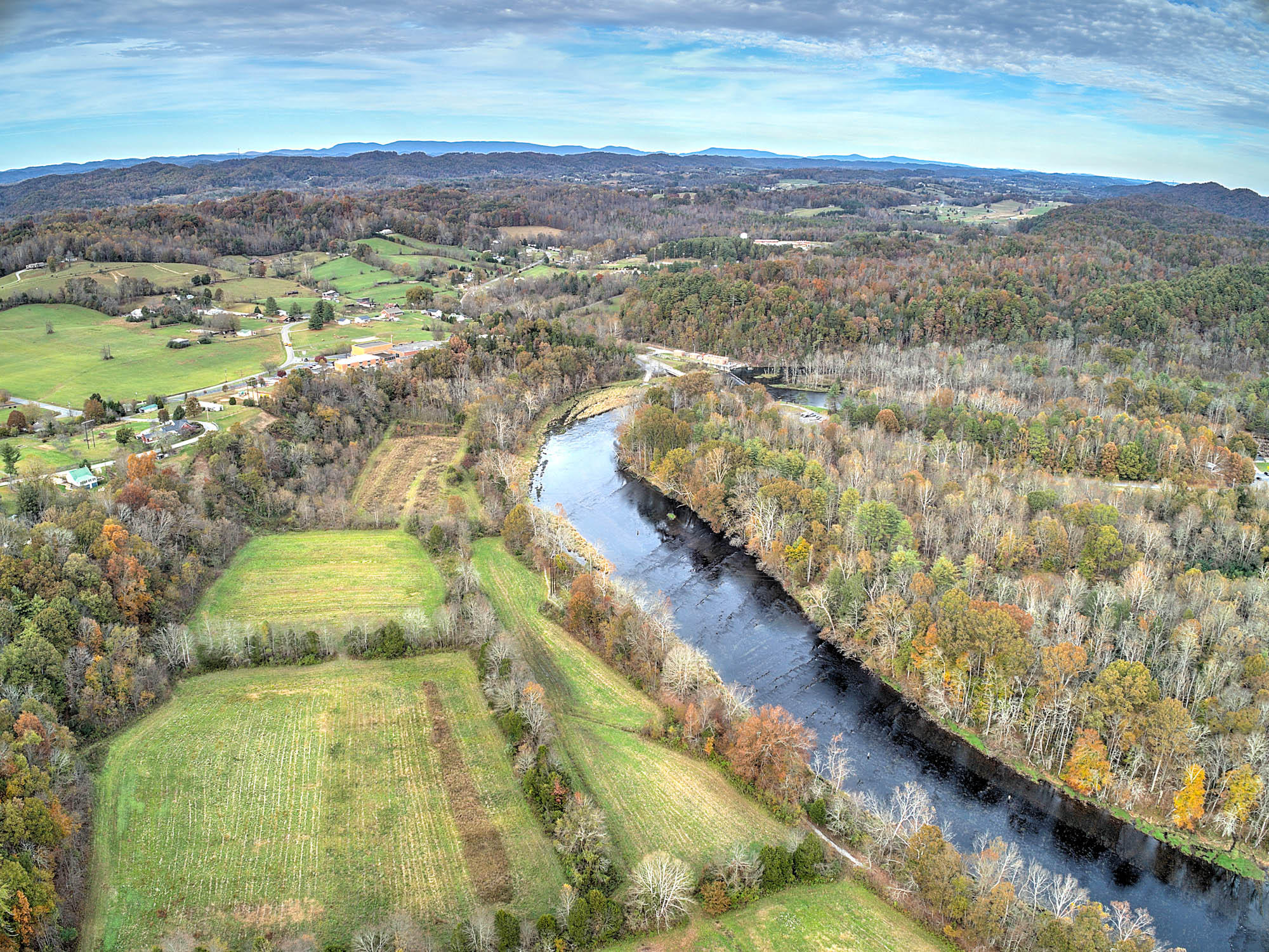 383 Tva Road South Bristol, TN 37620 - Photo 35 of 37 FRONT AERIAL BRIDGE VIEW