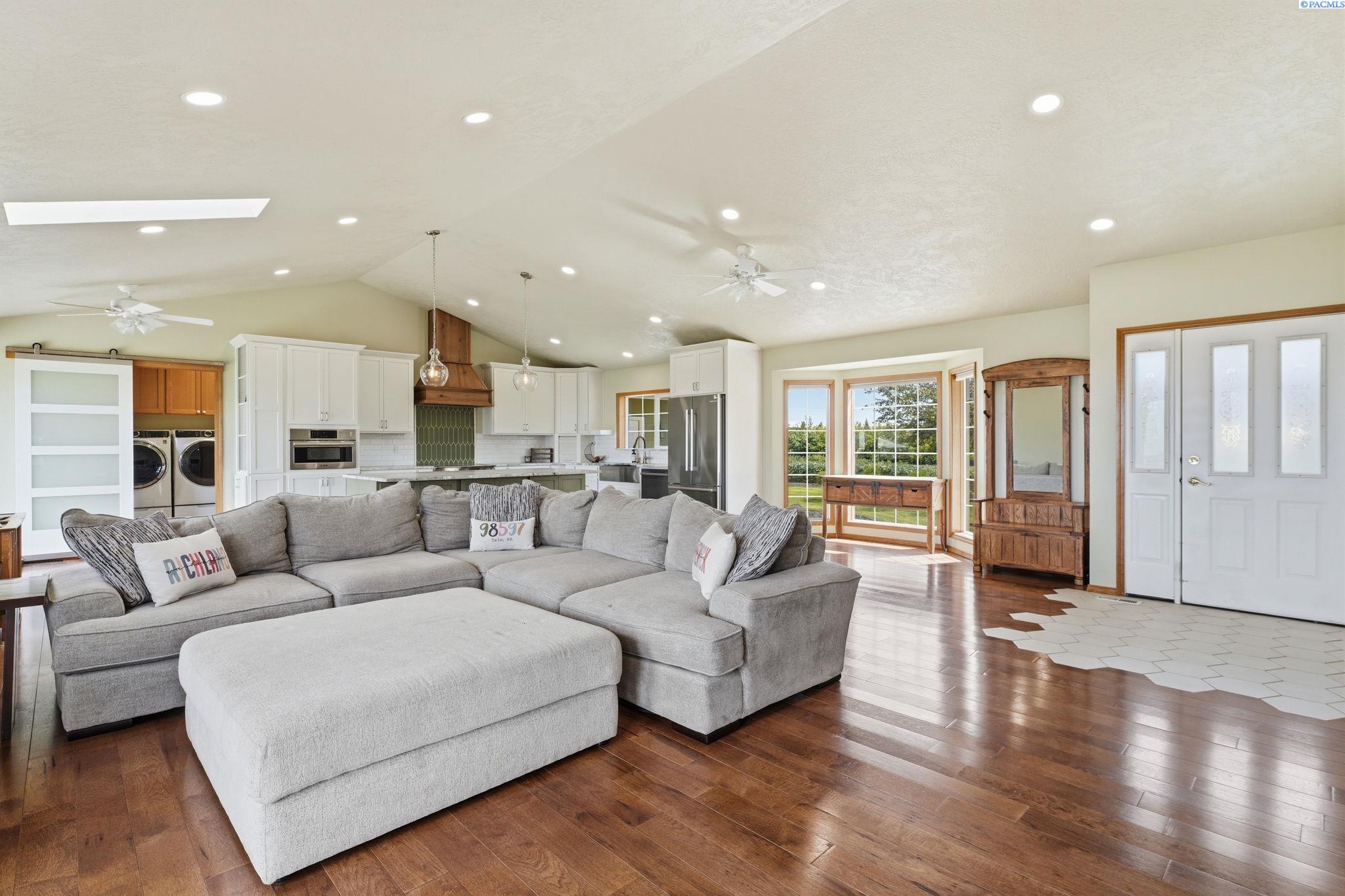 31404 South Clodfelter Road Kennewick, WA 99338 - Photo 17 of 50 Gallery Image 17