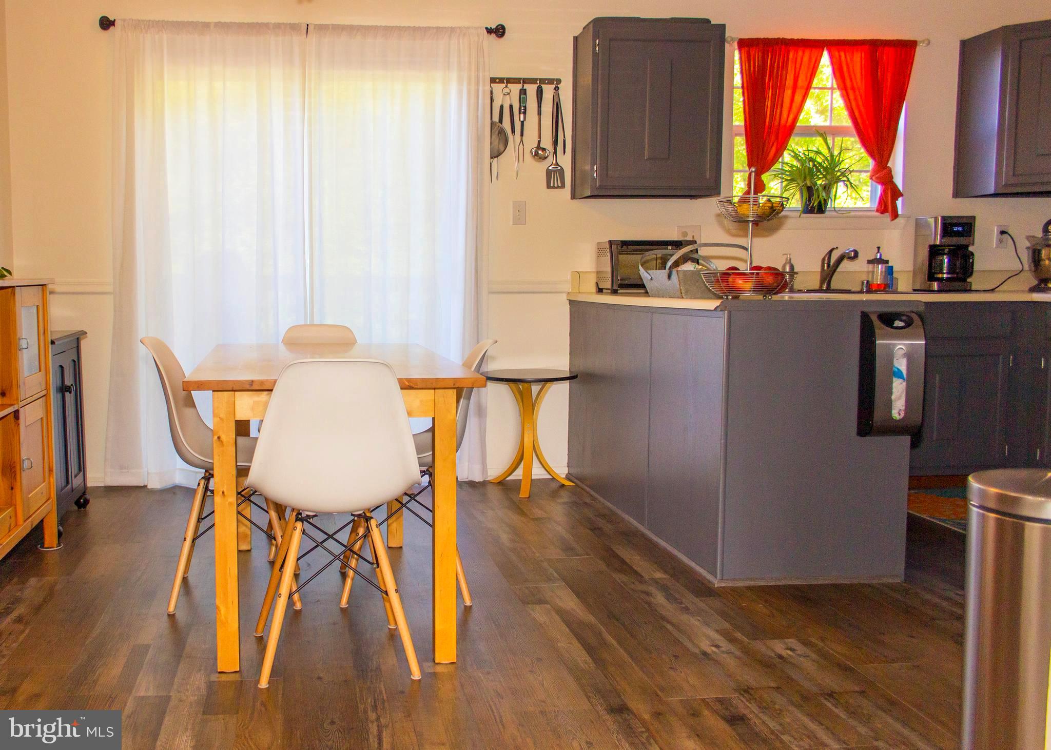4014 Issacs Road Baltimore, MD 21220 - Photo 5 of 20 Dining Room