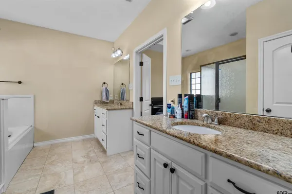 $559,000 | 1284 Cr 306 D Henderson Tx 75654, Henderson, TX 75654