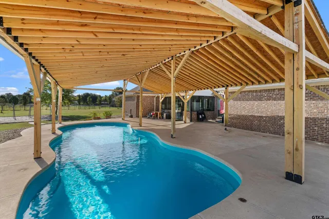 $575,000 | 1284 Cr 306 D Henderson Tx 75654, Henderson, TX 75654