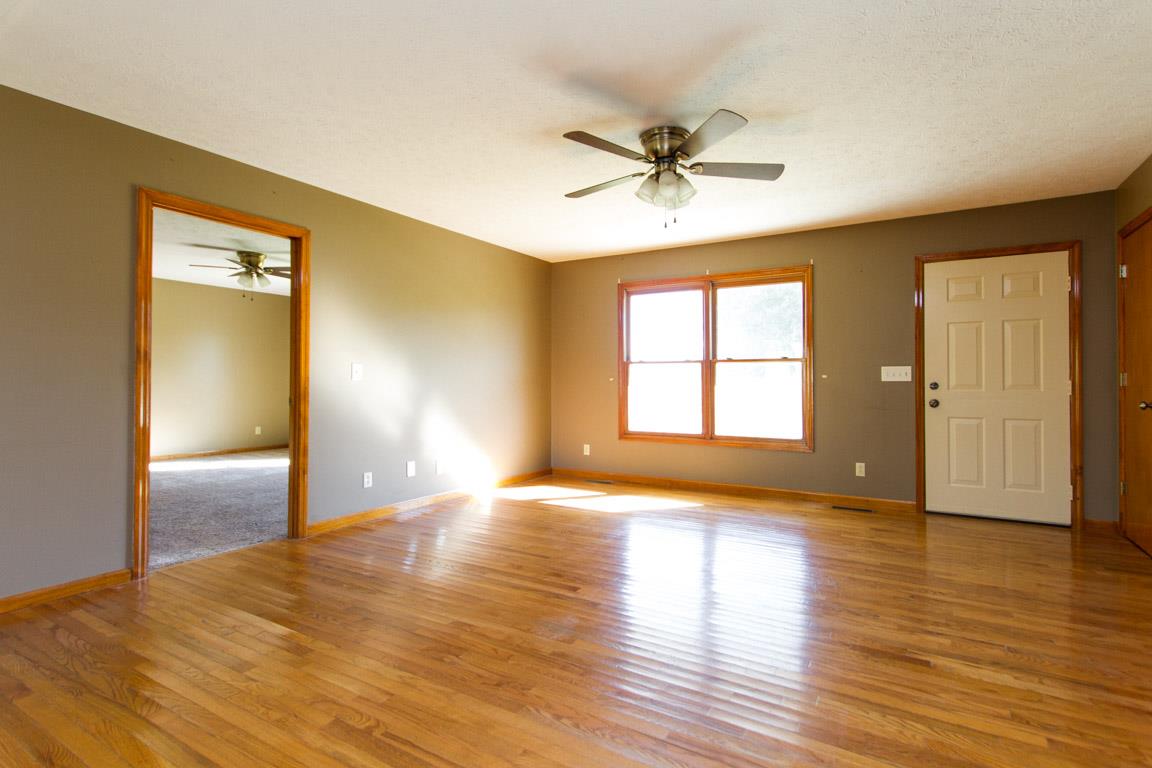 3827 Armstrong Road Springfield, TN 37172 - Photo 5 of 30