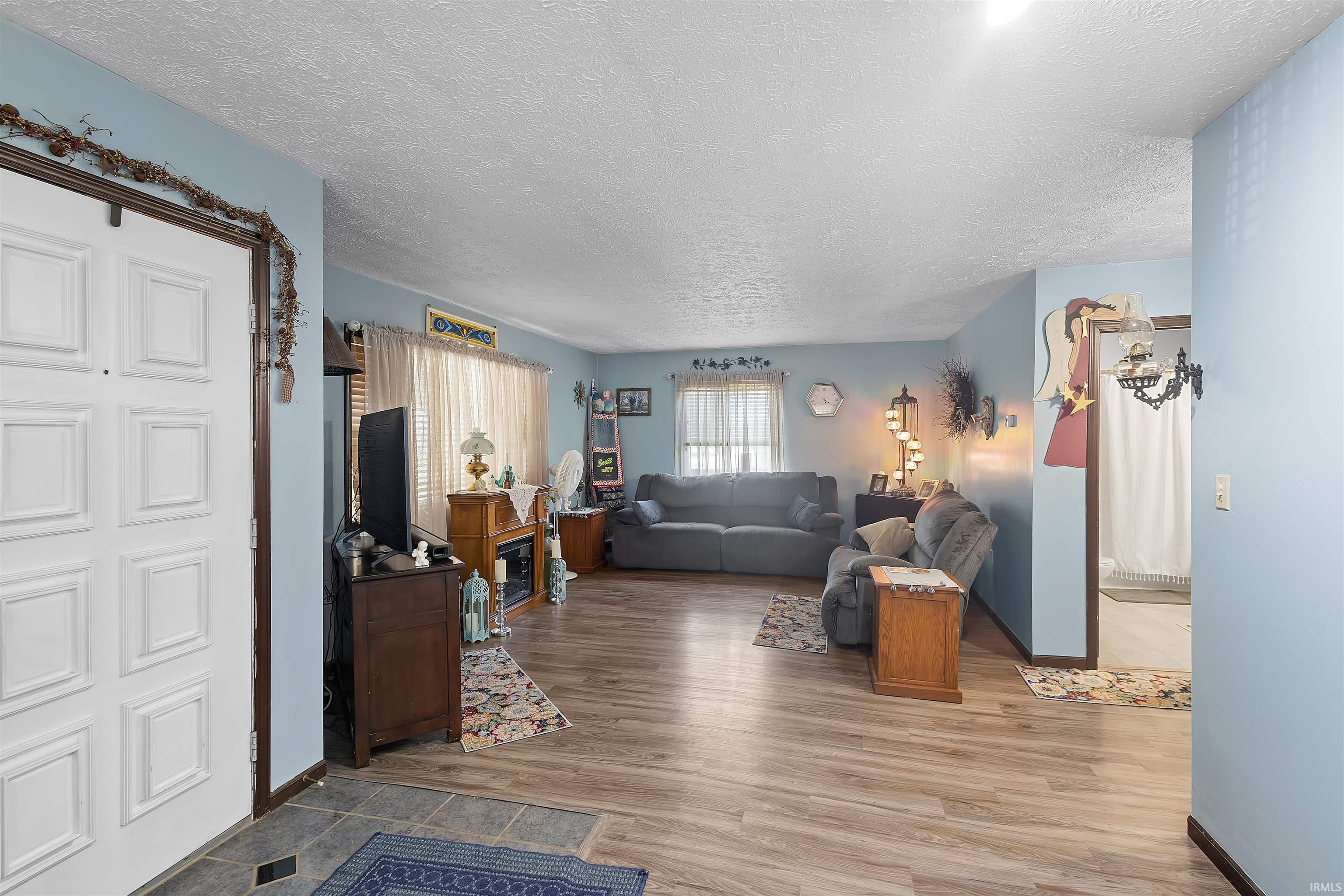 608 South Center Street Flora, IN 46929 - Photo 8 of 28