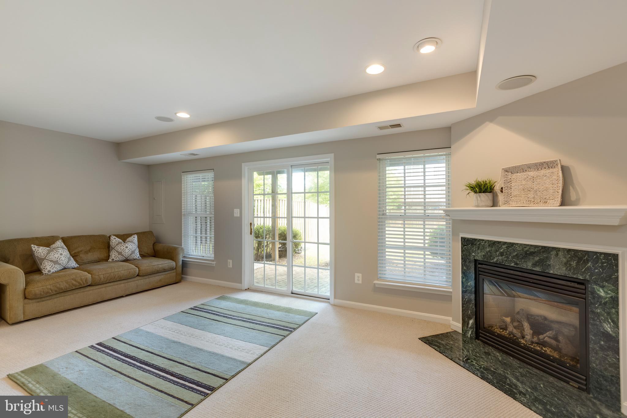 24612 Nettle Mill Square Aldie, VA 20105 - Photo 34 of 38