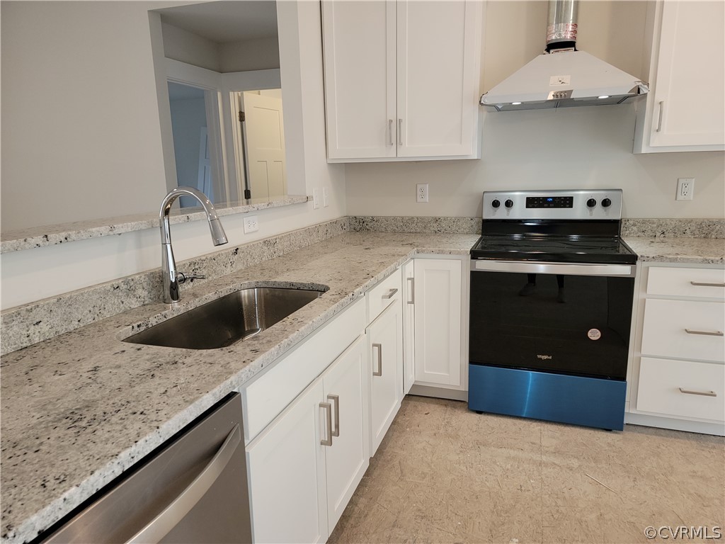 12013 Corte Castle Road Chesterfield, VA 23838 - Photo 15 of 43 Granite countertops!