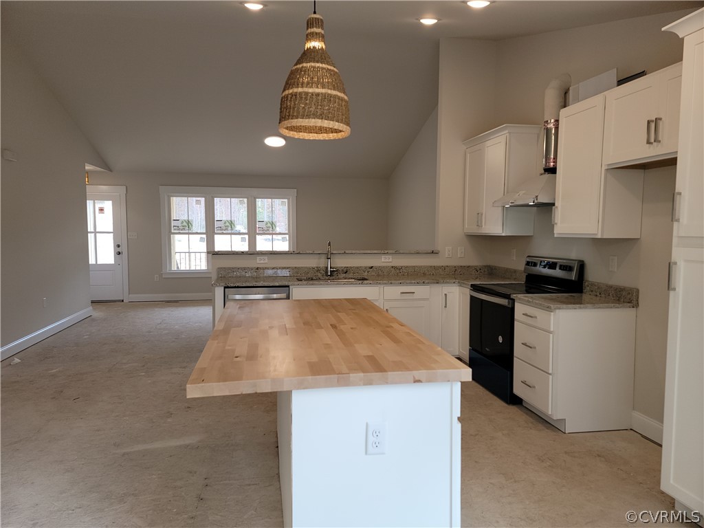12013 Corte Castle Road Chesterfield, VA 23838 - Photo 10 of 43 Island w/ 16" overhang for your bar stools