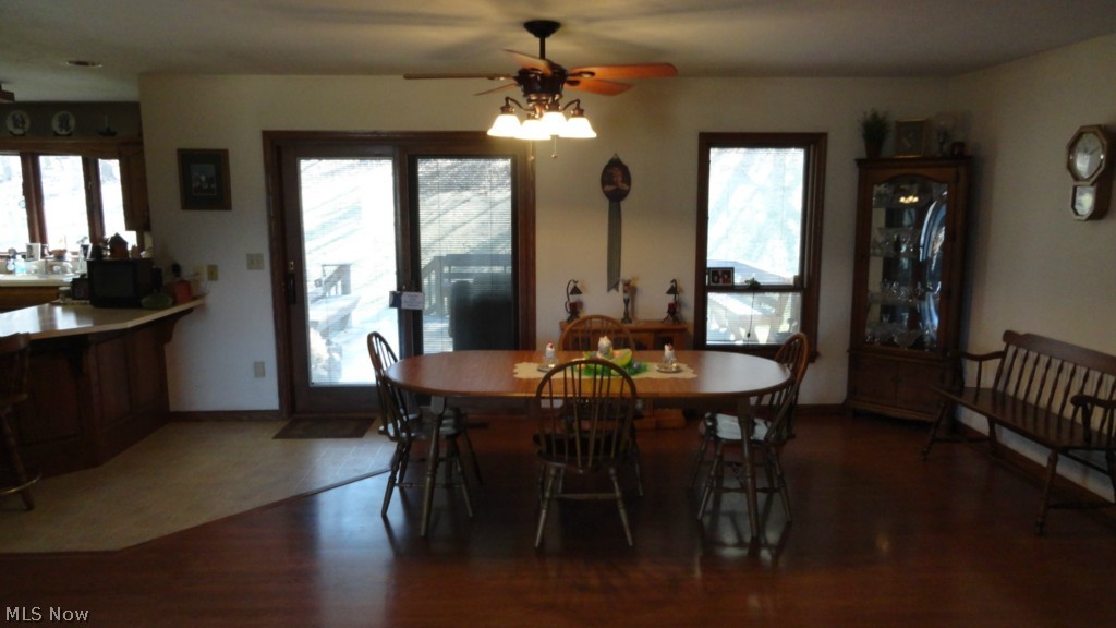 4707 Deis Hill Road Northwest Dover, OH 44622 - Photo 3 of 20