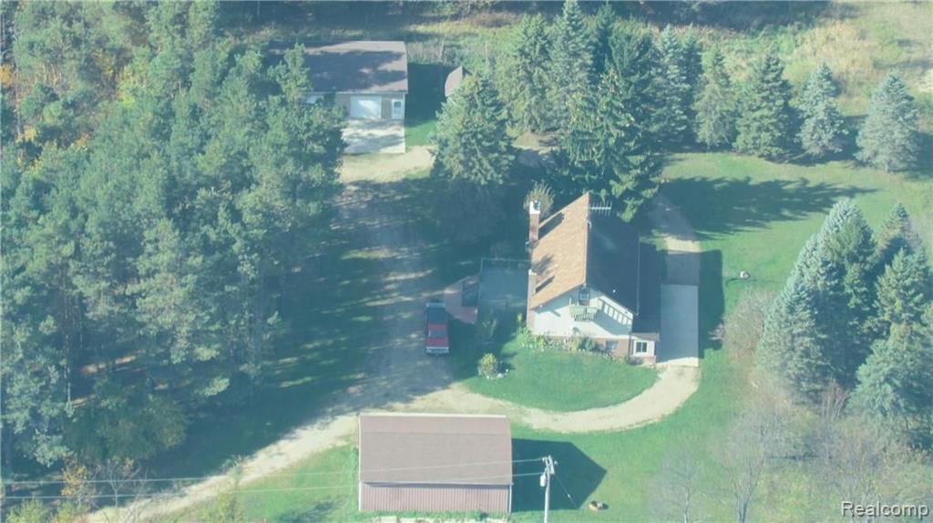 5333 Snover Road Clifford, MI 48727 - Photo 1 of 44