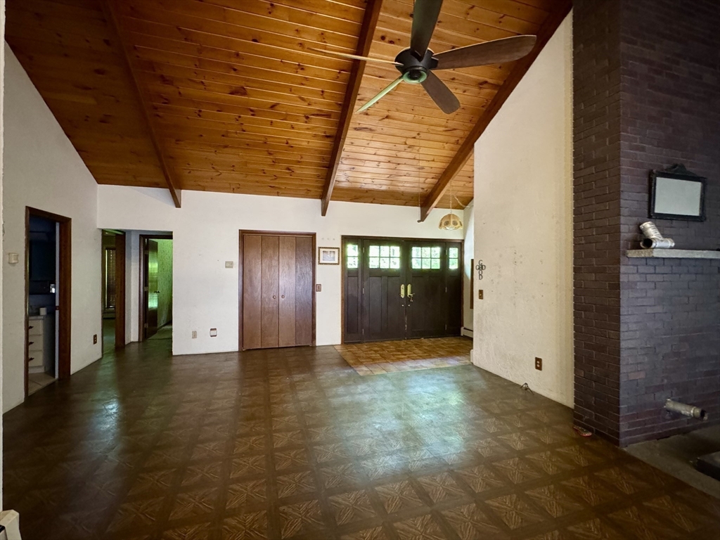 64 Number 10 Schoolhouse Road Charlton, MA 01507 - Photo 13 of 39