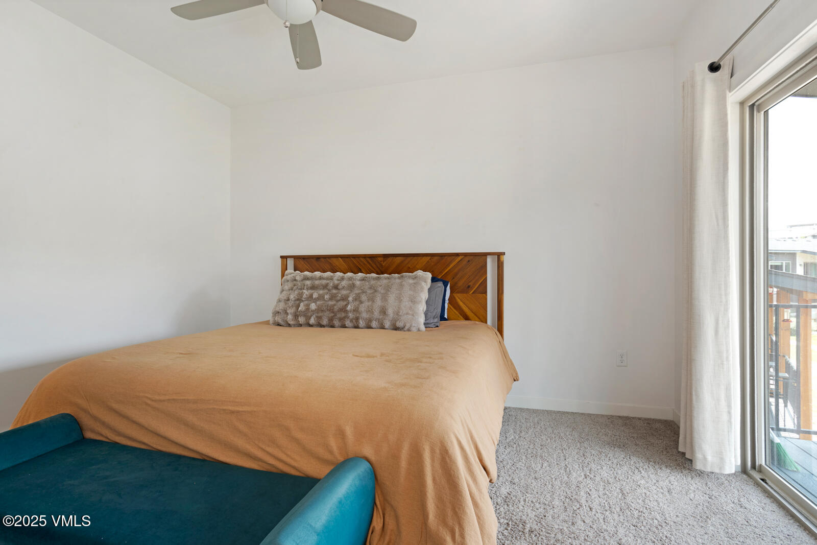 32 Flat Tops Court, Unit L3 Eagle, CO 81631 - Photo 16 of 28 a bedroom with a bed and window