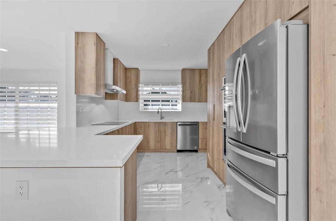 5110 Northeast 27th Avenue Lighthouse Point, FL 33064 - Photo 11 of 27 Photo 11