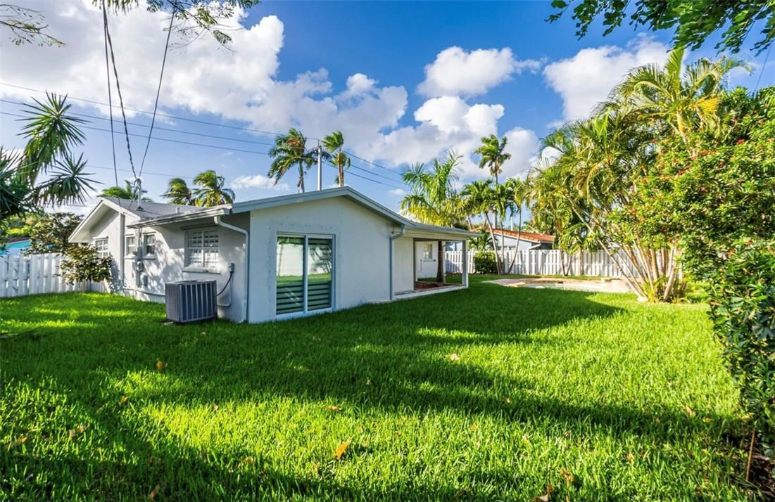 5110 Northeast 27th Avenue Lighthouse Point, FL 33064 - Photo 27 of 27 Photo 27