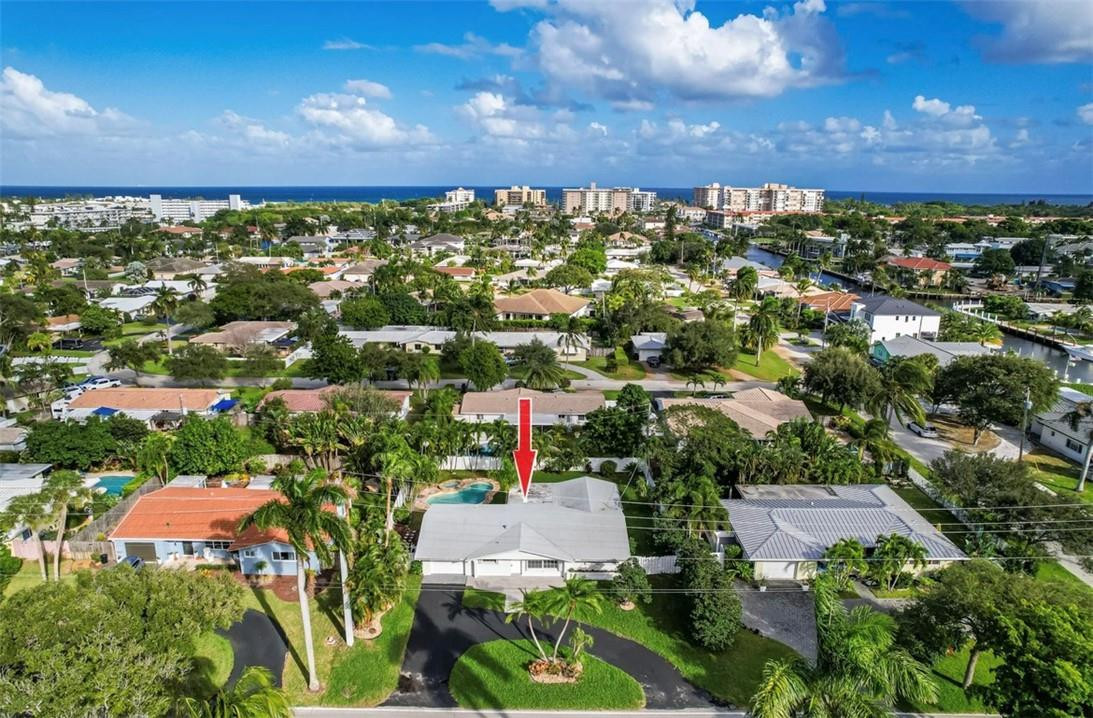 5110 Northeast 27th Avenue Lighthouse Point, FL 33064 - Photo 4 of 27 Photo 4