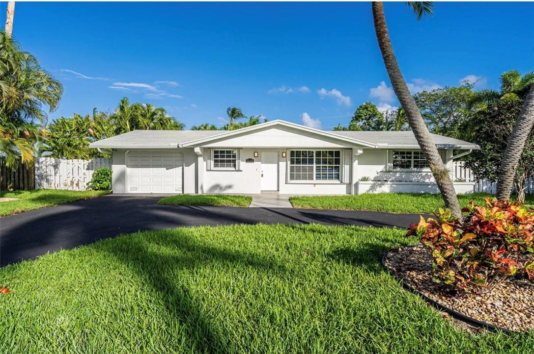 5110 Northeast 27th Avenue Lighthouse Point, FL 33064 - Photo 7 of 27 Photo 7