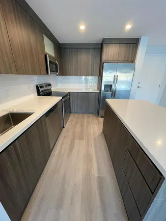 $2,600 | 1938 Jackson Street, Unit 301, Hollywood, FL 33020