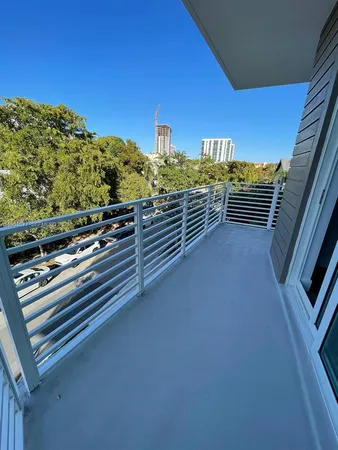 $2,600 | 1938 Jackson Street, Unit 301, Hollywood, FL 33020