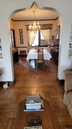 $1,049,000 | 147-13 Willets Point Boulevard | Whitestone