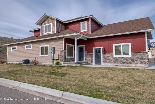 $499,000 | 94 Late September Lane, Swan Valley, ID 83449