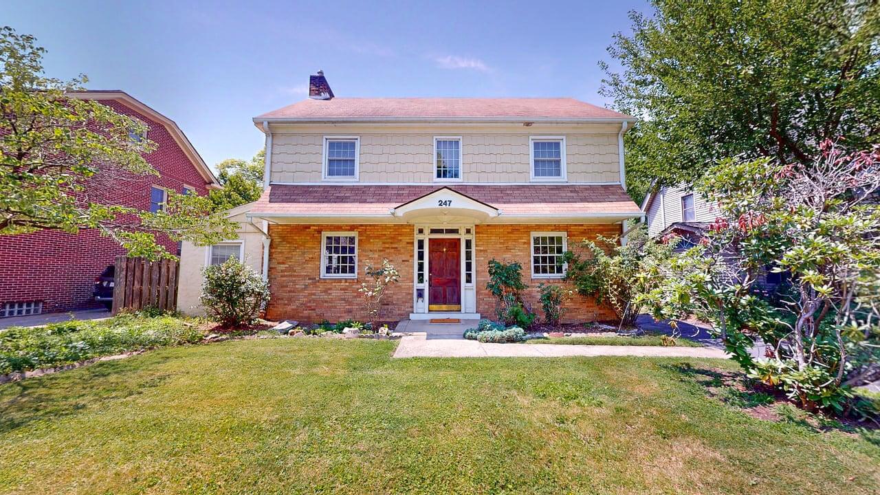 247 South Ardmore Road Columbus, OH 43209 - Photo 1 of 55 247 S Ardmore48