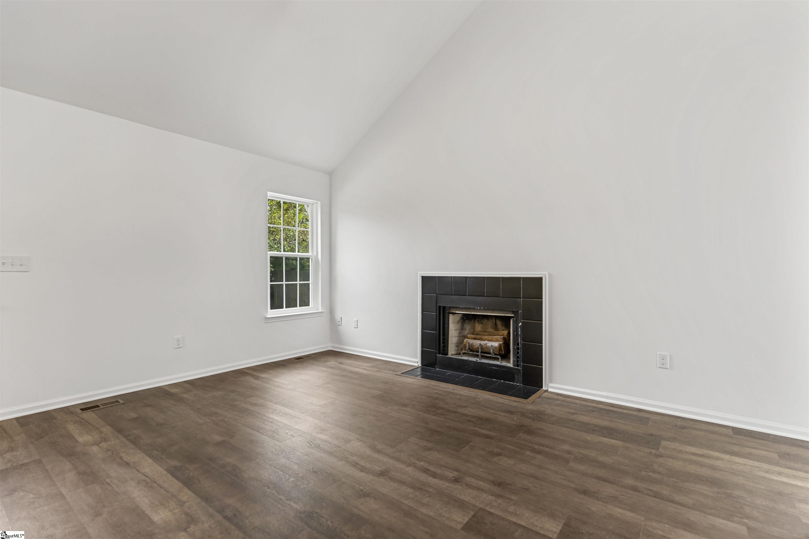 15 Haley Court Greenville, SC 29607 - Photo 6 of 23