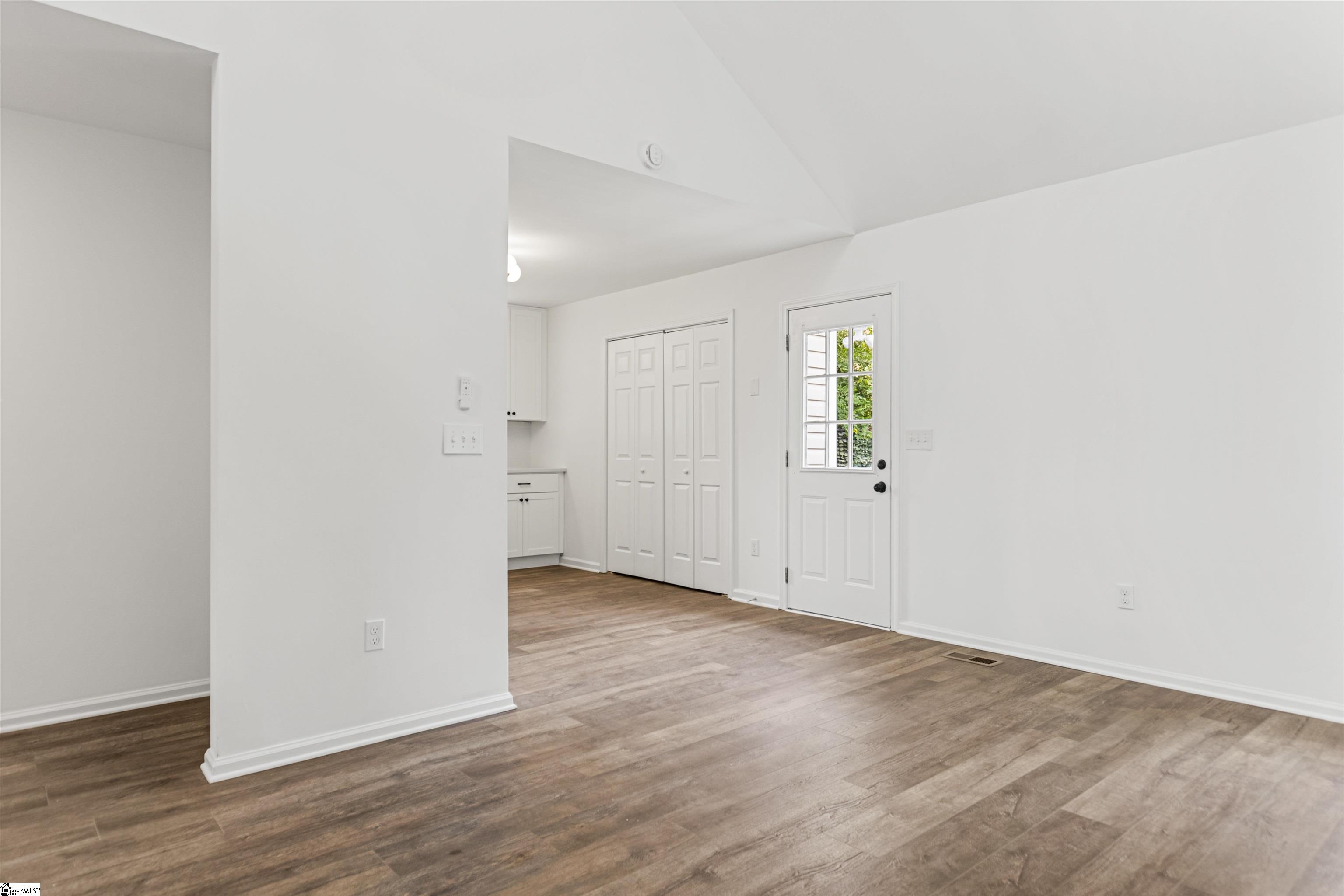 15 Haley Court Greenville, SC 29607 - Photo 9 of 23