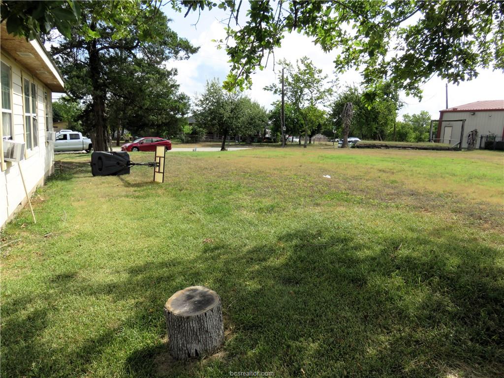 1413 Sandy Point Road Bryan, TX 77803 - Photo 15 of 19
