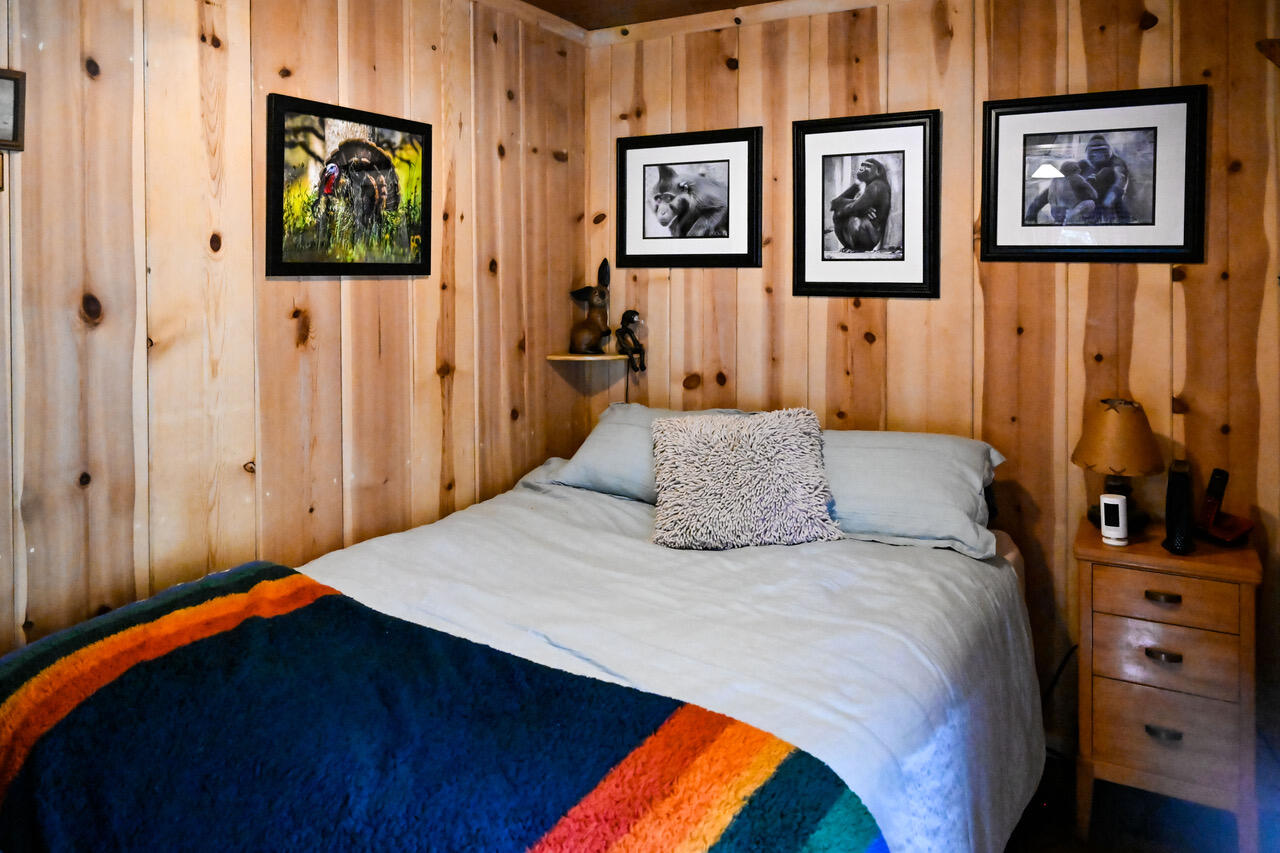 620 Loop Drive Camp Nelson, CA 93265 - Photo 19 of 44 Bunk room