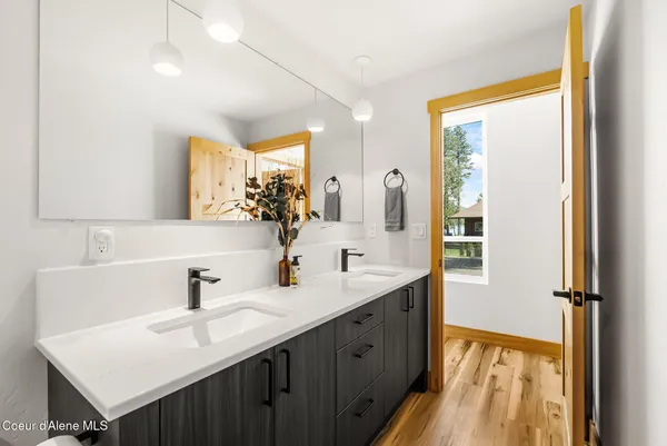 $2,200,000 | 87 Teal Lane, Sagle, ID 83860