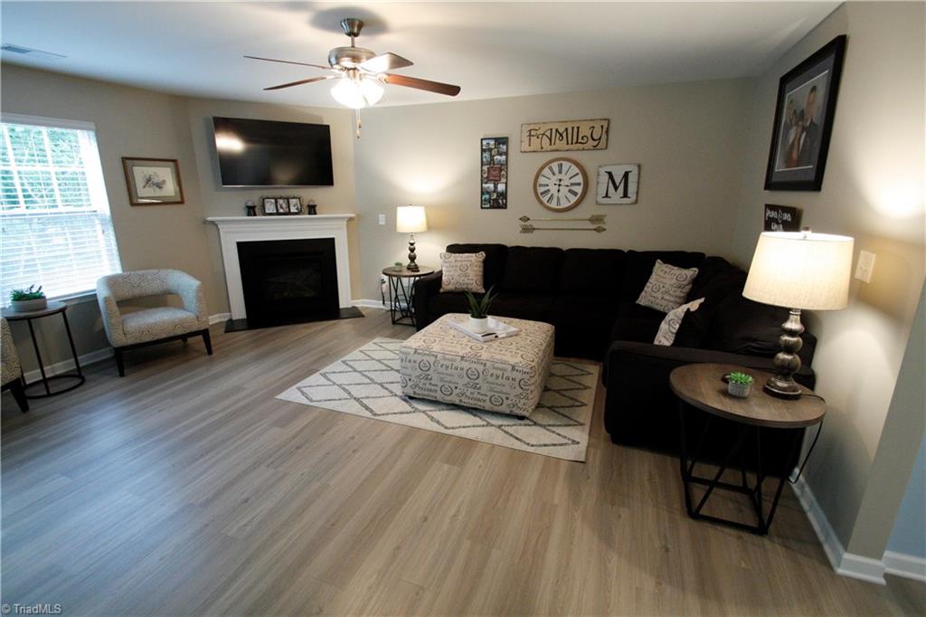 6669 Ridge Bluff Drive Rural Hall, NC 27045 - Photo 5 of 30 Living Room