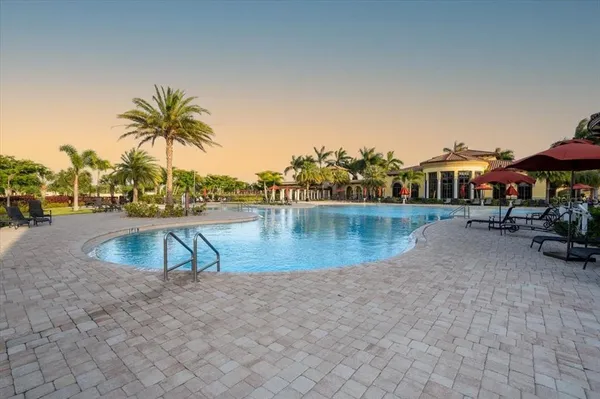 $369,000 | 20201 Ragazza Circle, Unit 201, Venice, FL 34293